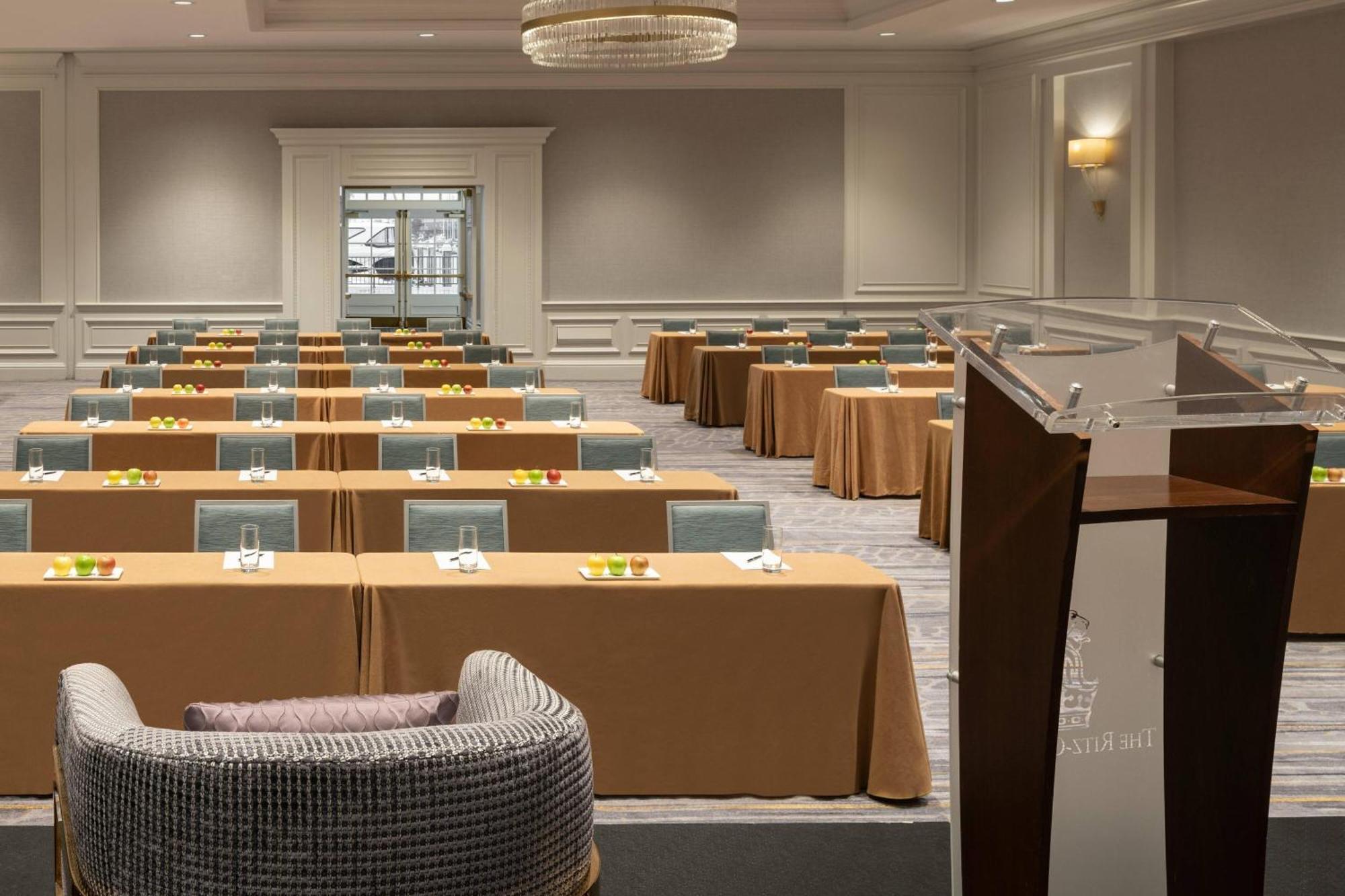 The Ritz-carlton, Marina Del Rey Hotel 5*