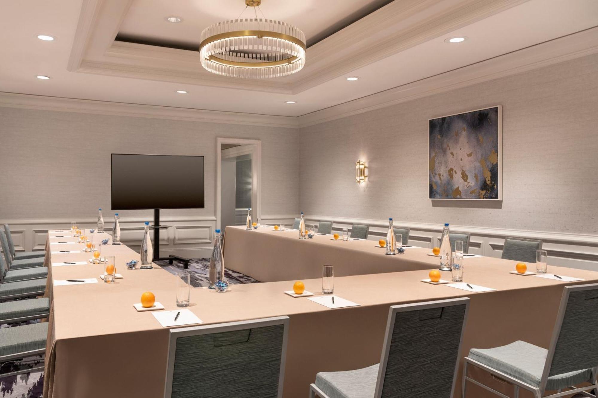 The Ritz-carlton, Marina Del Rey 5*
