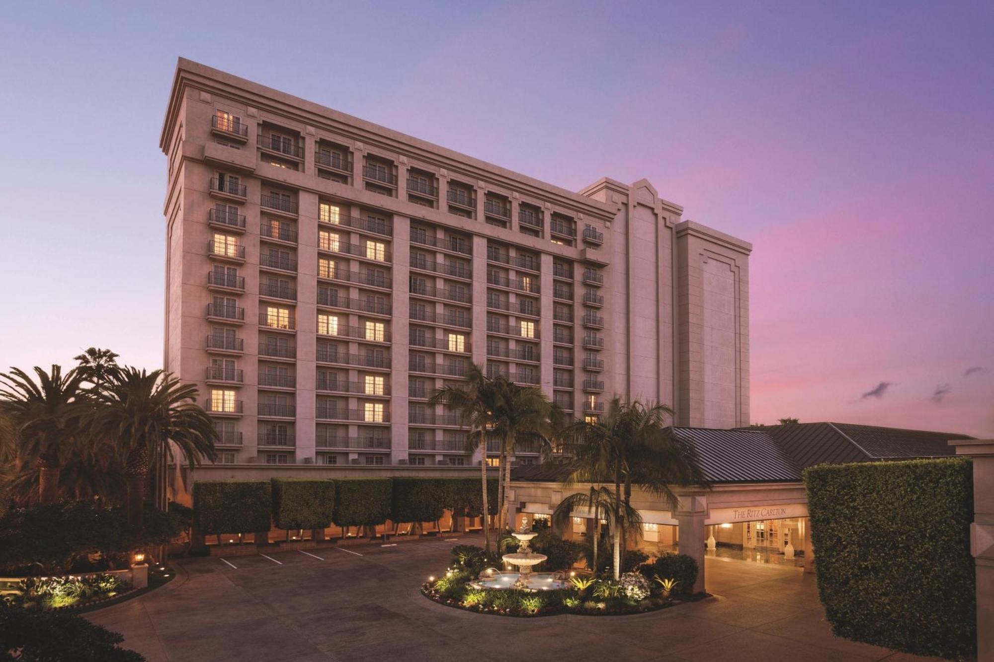 The Ritz-carlton, Marina Del Rey Hotel 5*